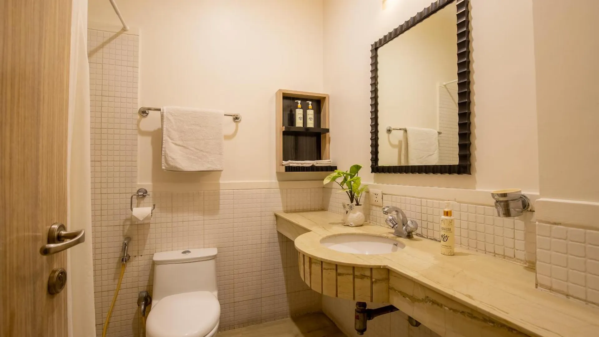 Bedchambers Serviced Apartments, Sector 40 Gurgaon